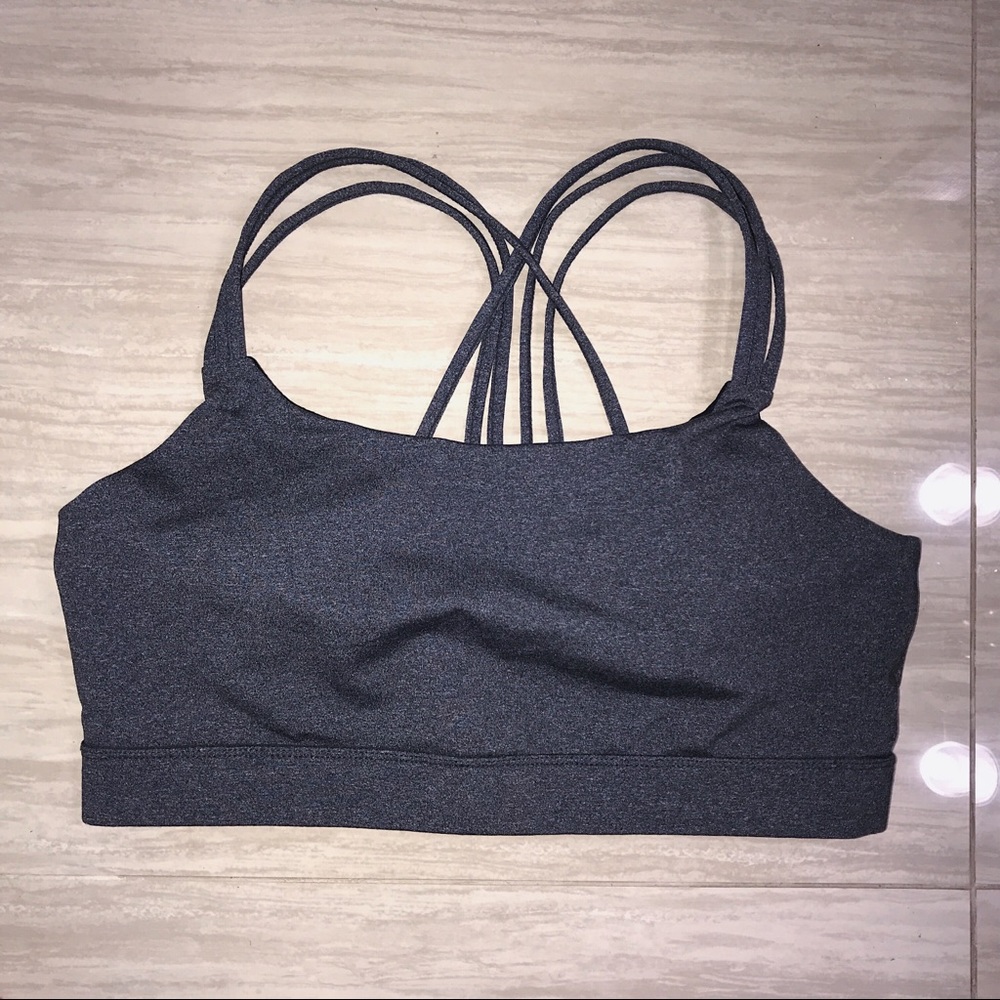GapFit Medium Impact Multi-Strap Sports Bra
